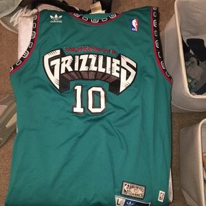 Mike Bobby Vancouver Grizzlies Jersey